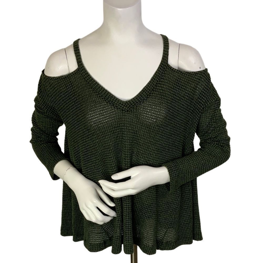 Vintage Havana Cold Shoulder Sweater